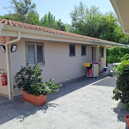 Bidreams Дом отдыха Цамброне